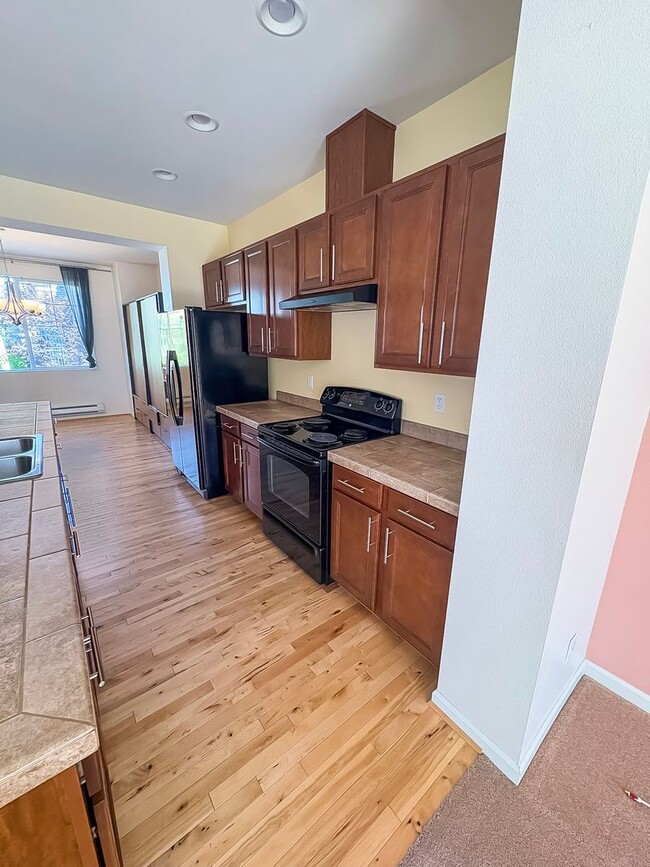 Building Photo - Beautiful North Creek Condo