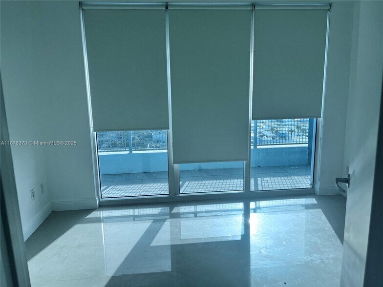 Building Photo - 60 SW 13th St