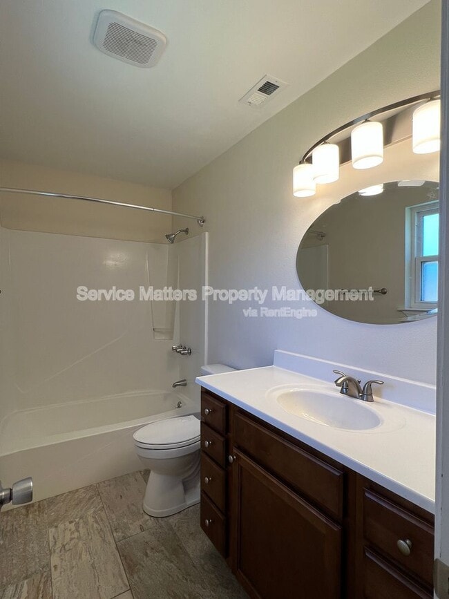 Building Photo - 602 Sawara Cir