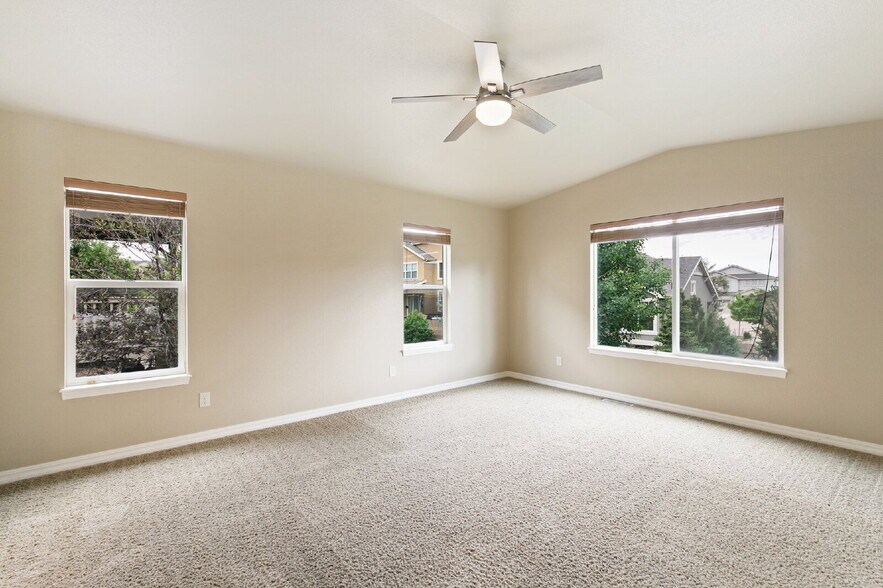 Building Photo - Stylish Cordera Ranch with Finished Baseme...