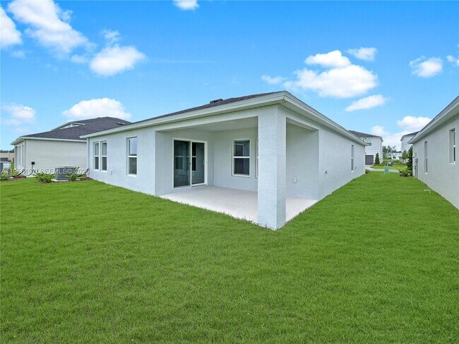 Building Photo - 2060 Stillview Pass