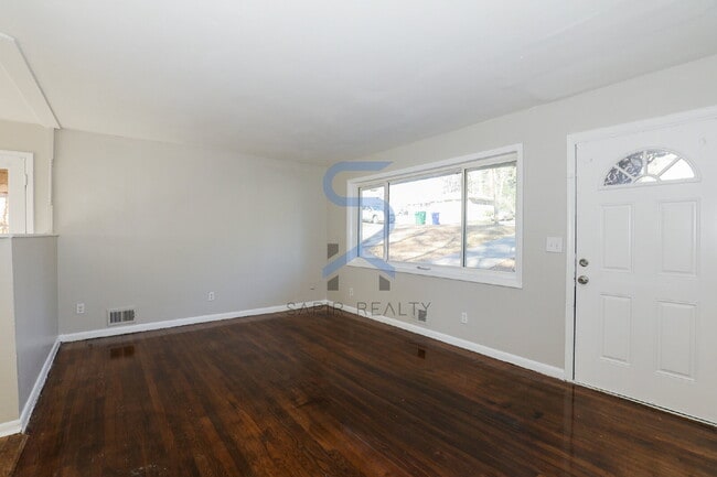 Building Photo - Move in before January 31st and get $100 OFF your rent for the first 3 months — PLUS a $250 Amazo...
