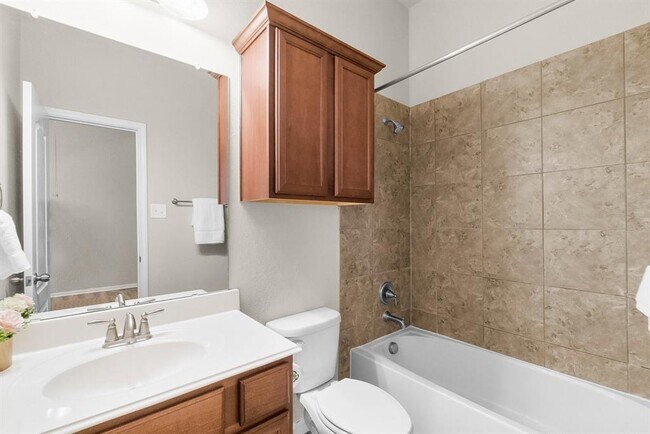 Building Photo - 3534 Woods Estates Dr