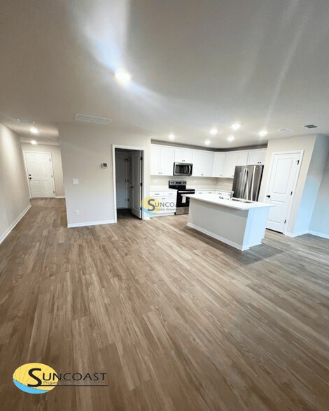 Building Photo - 23 Ryker Ln