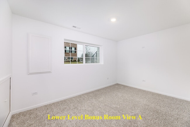 Building Photo - 1703 Neubauer Circle