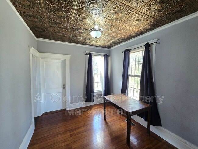 Building Photo - 3126 Rockmeade Dr