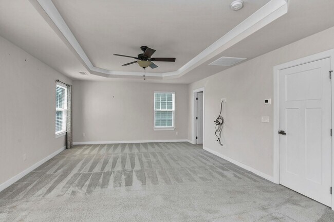 Building Photo - 217 Golden Fluke Dr