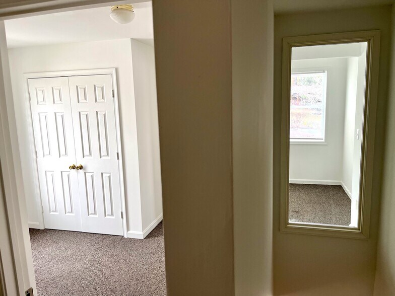 2nd Floor Flex Space - 1104 W 38th St