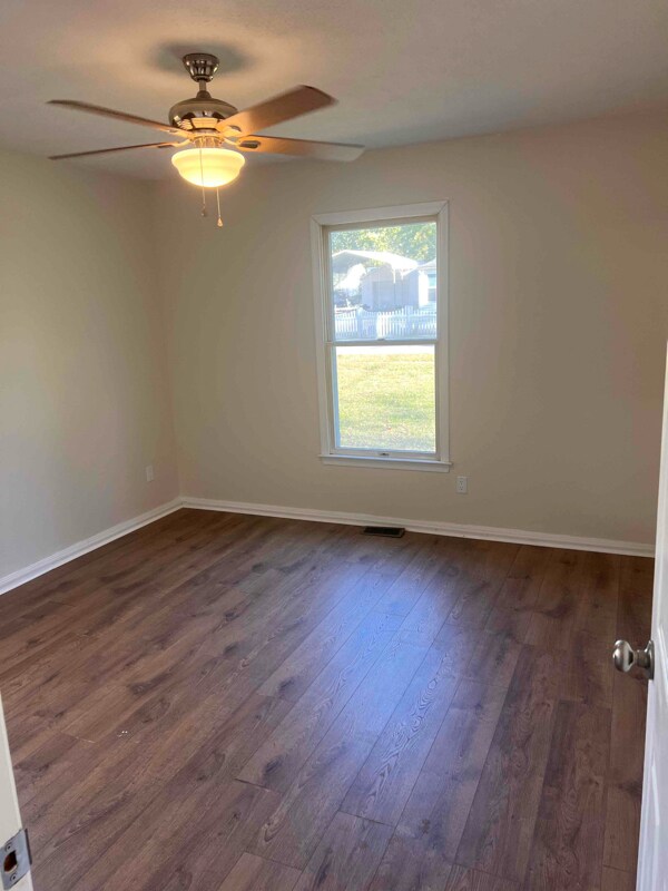 Building Photo - 39564 Potomac Ave