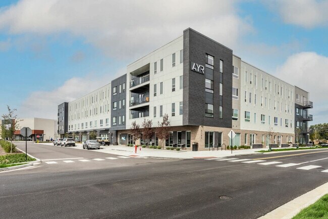 Building Photo - 6160 N Rural St