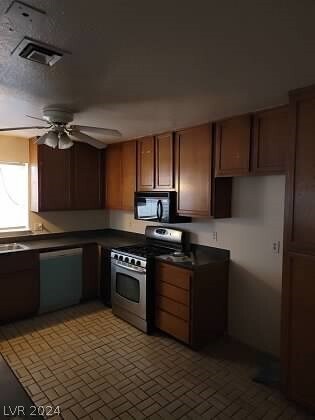 Building Photo - 4766 S Mojave Rd