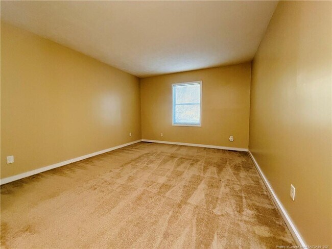 Building Photo - 824 Danish Dr