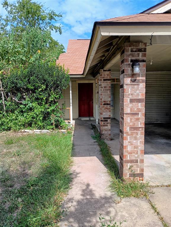 Primary Photo - 7900 Brodie Ln