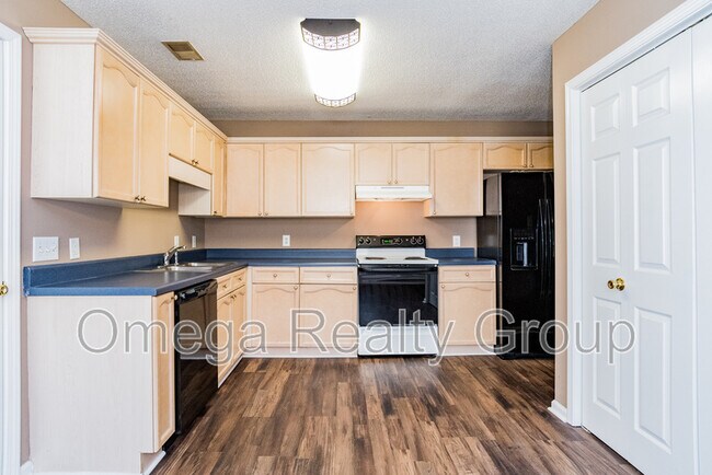 Building Photo - 2038 Plantation Pkwy