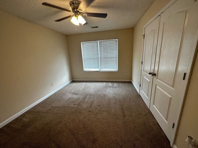 Building Photo - BRIDGEWATER HOME! PRE-LEASING FOR JUNE 20TH!