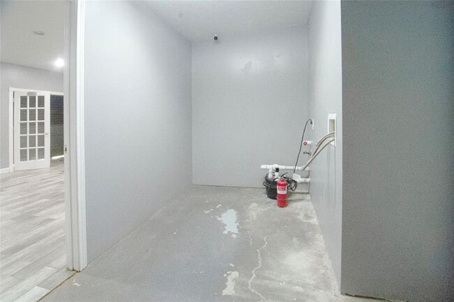 Building Photo - 10430 FM 1097