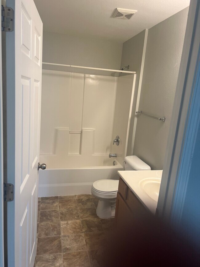 Second bath room - 24498 Tupelo Ln