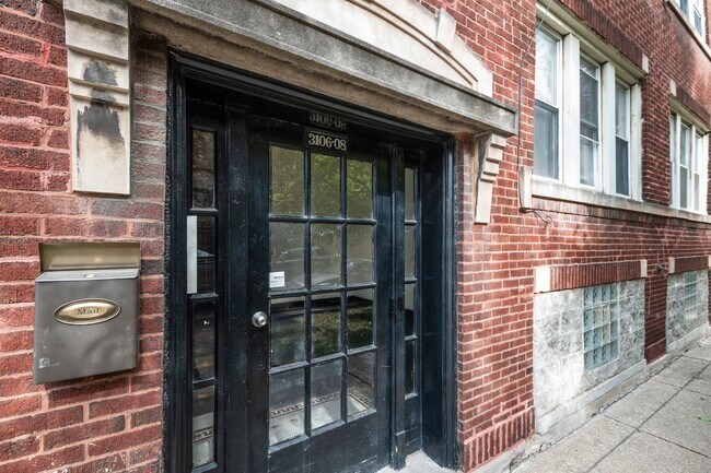 Interior Photo - 6156 S Albany Ave. Chicago IL