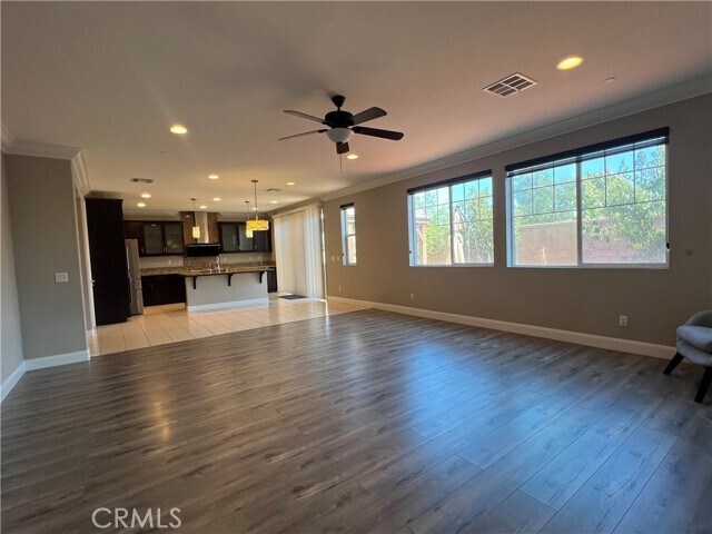 Building Photo - 9735 La Vine Ct