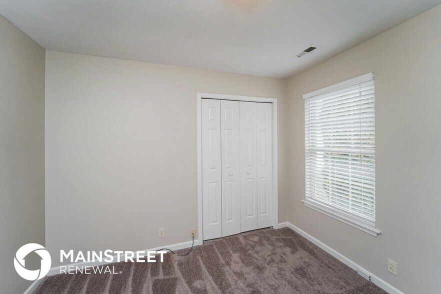 Building Photo - 11116 Meadow Chase Ct