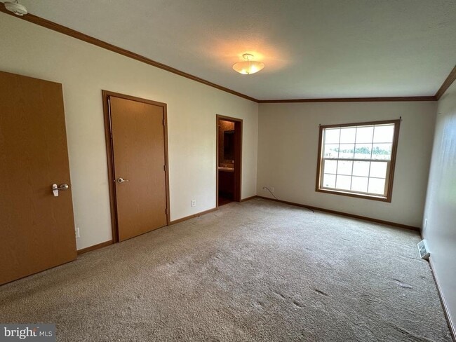 Building Photo - 3073 Table Rock Rd