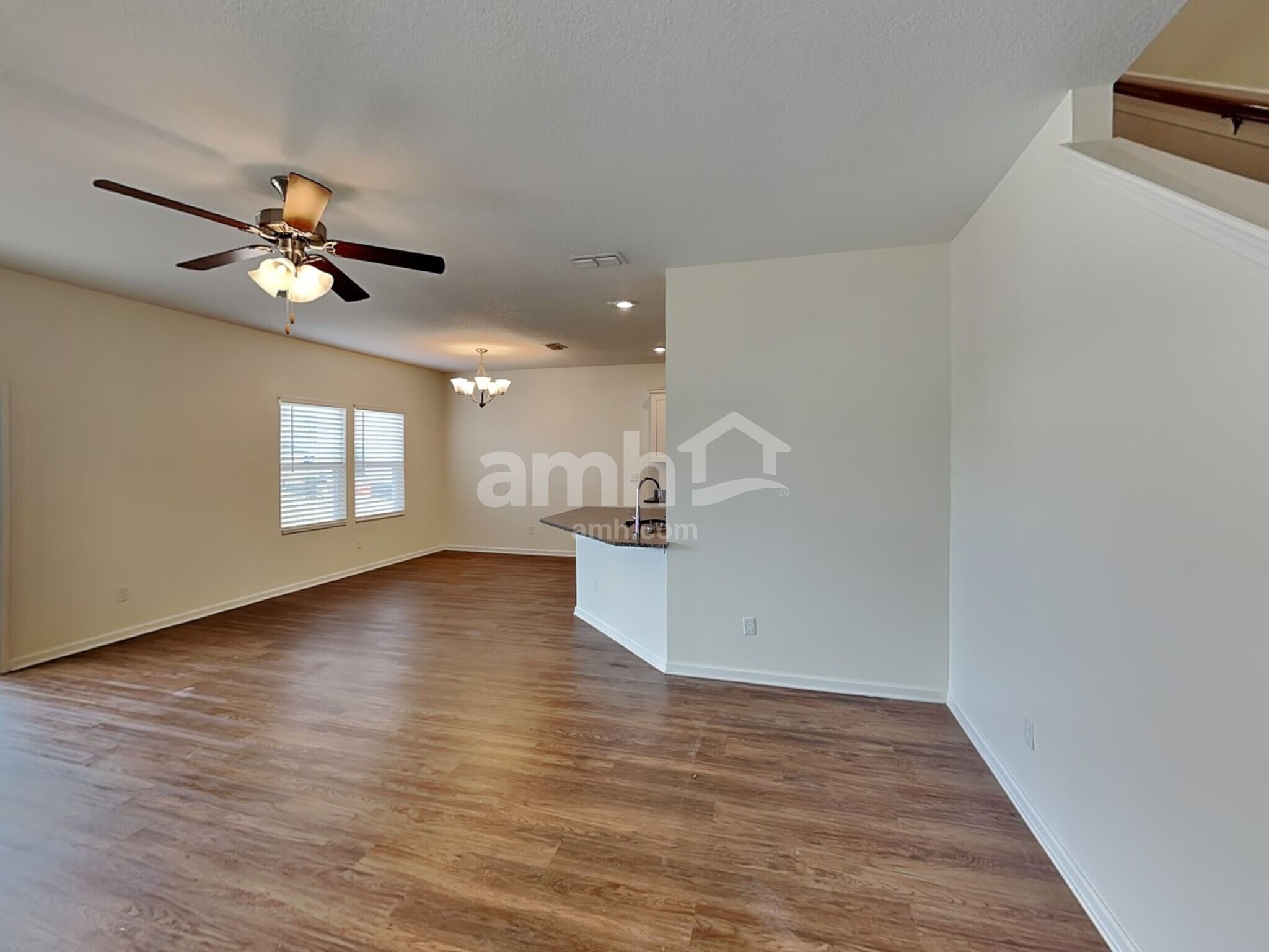 Building Photo - 205 W Jayce Wy