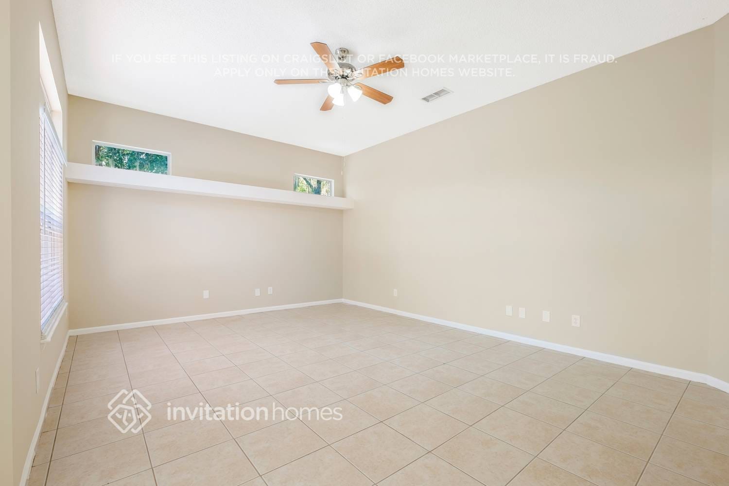 Building Photo - 492 Summit Ridge Dr