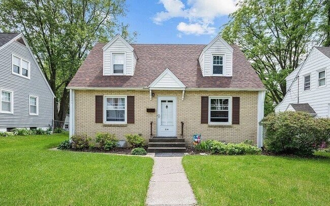 Primary Photo - 519 W 29th St