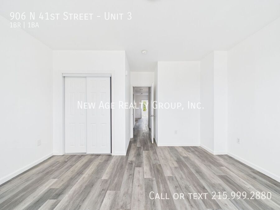 Building Photo - 906 N 41st St