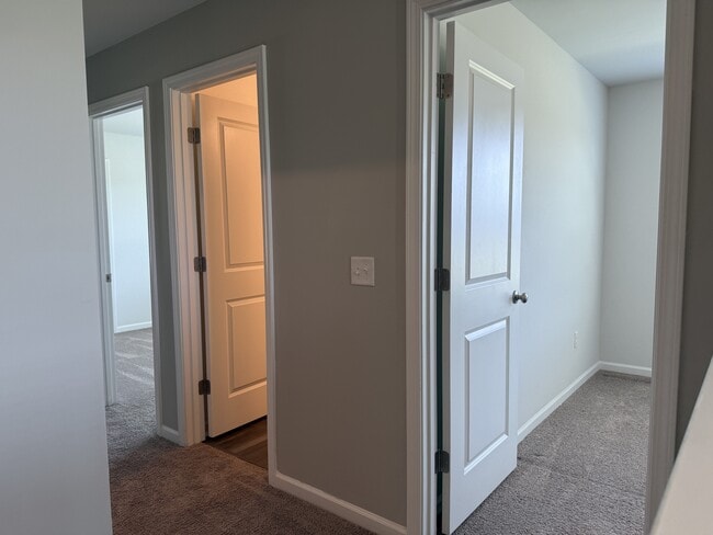 Building Photo - 259 Enclave Wy