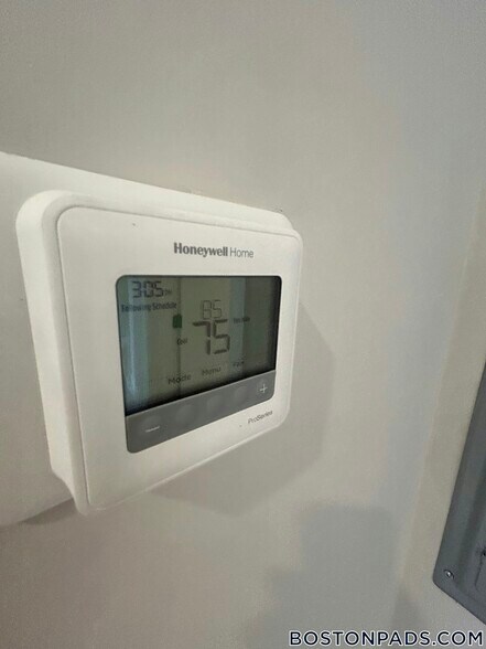 Building Photo - 197 Green St