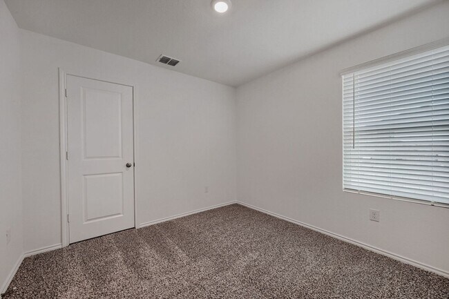 Building Photo - New build home! Be the first to live here!