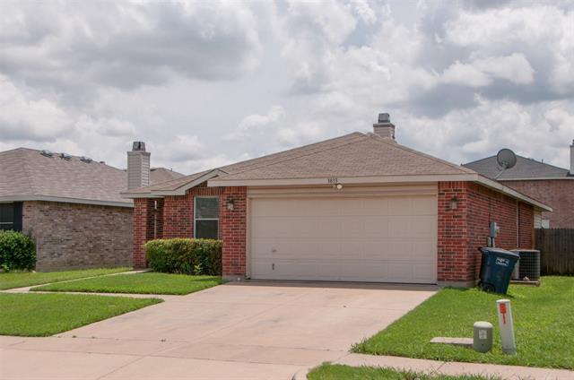 Building Photo - 3833 Foxhound Ln