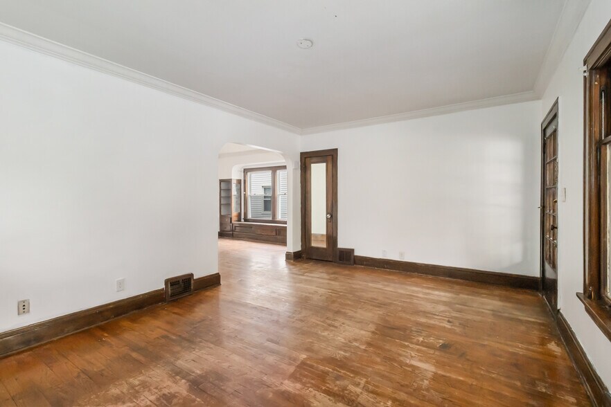 Building Photo - 2704 Natchez Ave