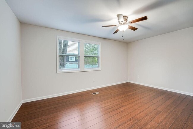 Building Photo - 3206 Shaw Park Ct