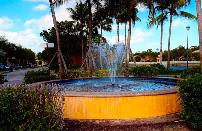 Building Photo - 779 Pipers Cay Dr