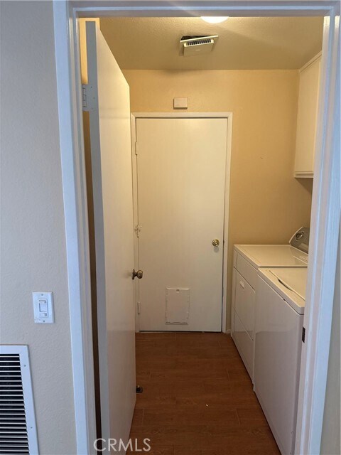 Building Photo - 1026 Damascus Cir