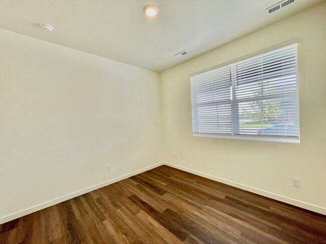 Building Photo - Newly Built 3-Bedroom Home In Windsor