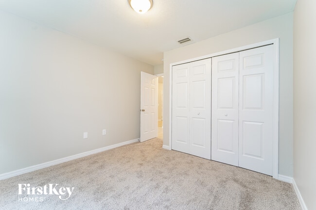 Building Photo - 3836 Candia Ave