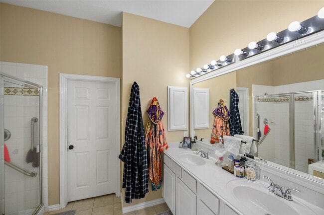 Building Photo - 13718 Cardinal Flowers Dr