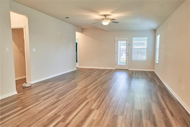Building Photo - 1428 Settlers Glen Dr