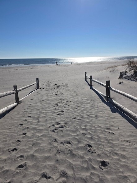 Building Photo - 9400 Atlantic Ave