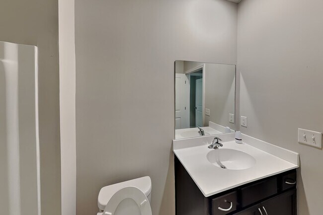 Building Photo - 5071 Shellback Dr