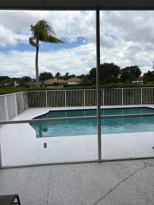 Building Photo - 927 Augusta Pointe Dr