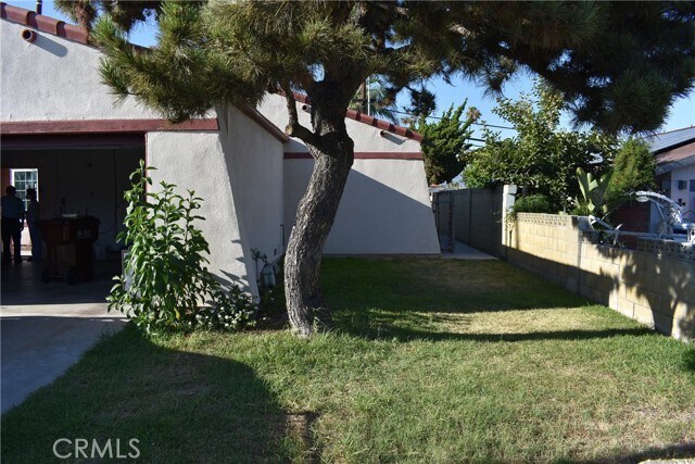 Building Photo - 12201 Mulhall St
