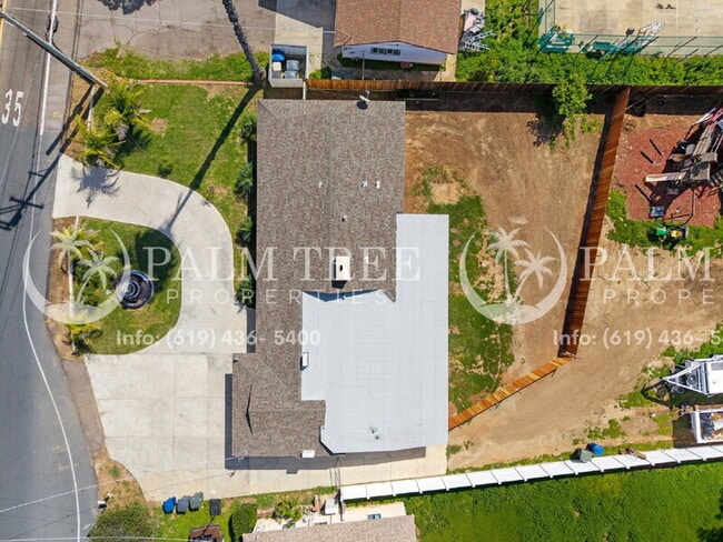 Building Photo - 1811 Greenfield Dr