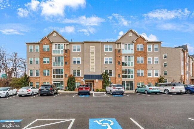 Building Photo - 8390 Ice Crystal Dr