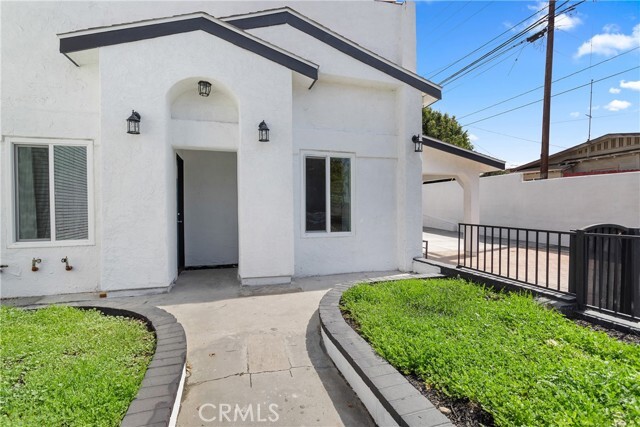 Building Photo - 6342 Pickering Ave