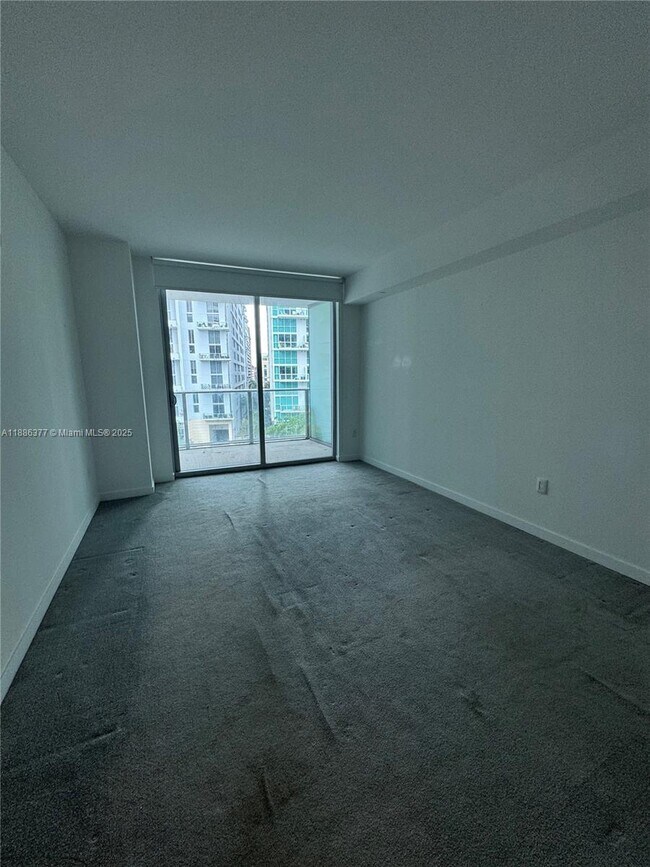 Building Photo - 1100 S Miami Ave