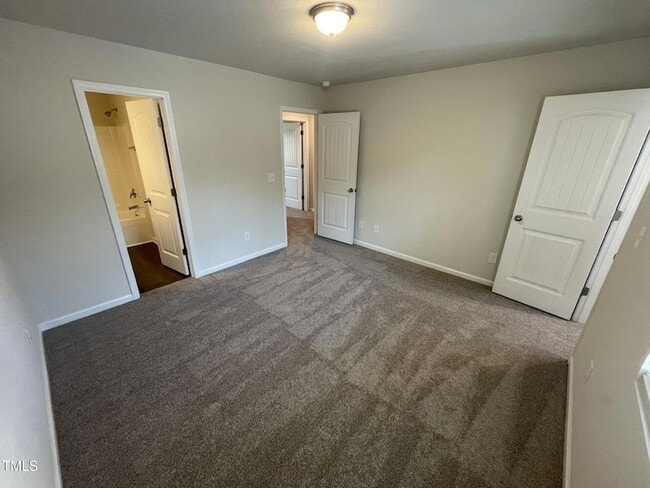 Building Photo - 2043 Wiggins Village Dr